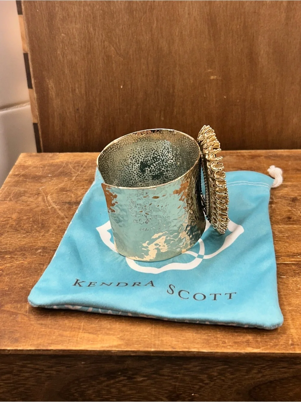 Kendra Scott Lande Cuff Bracelet Gold Hardware with Blue Agate RARE!